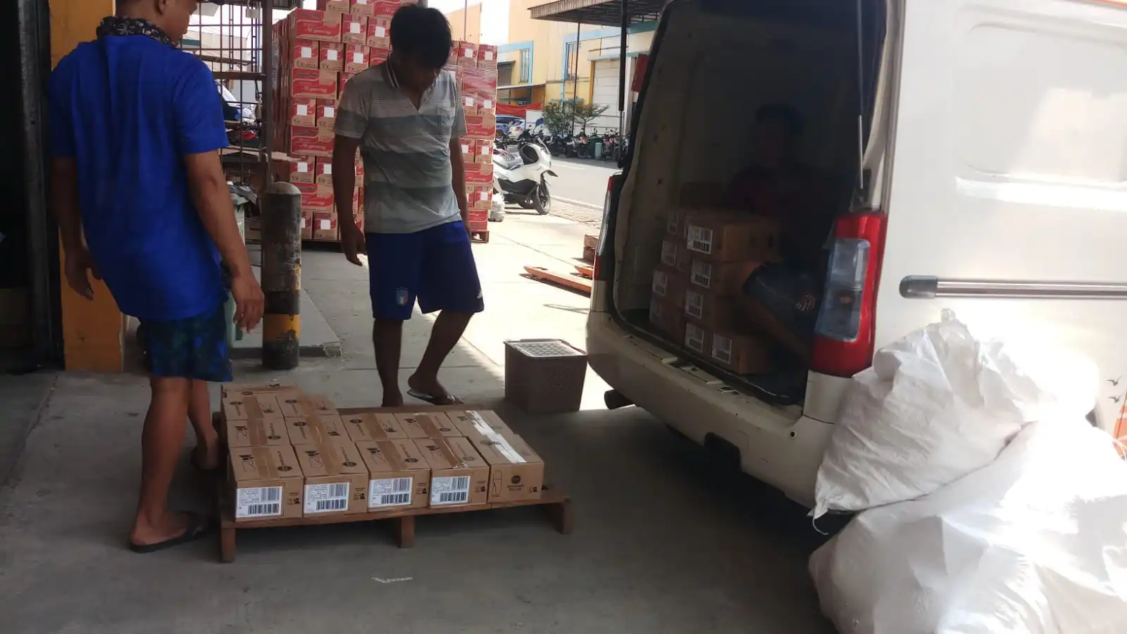 Proses Unloading